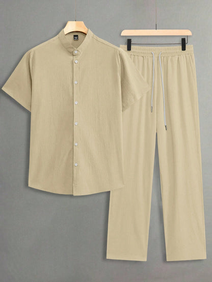 Homme 2pcs Men Casual Solid Color Textured Short Sleeve Shirt And Drawstring Waist Loose Straight-Leg Pants Set, Men Two Pieces Outfits, Men Clothes, Cozy Outfits