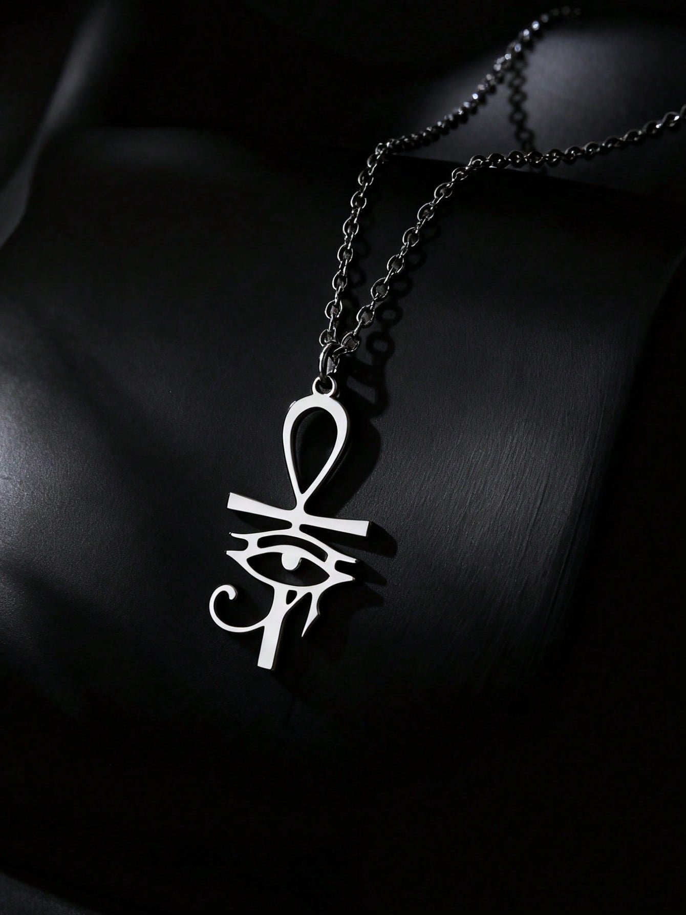 Eye Of Horus Pendant Necklaces For Men Women 18K Stainless Steel Necklace Ancient Egyptian Cross Charm Men's Jewelry Accessory Women Daily Party Wear Birthday Gifts