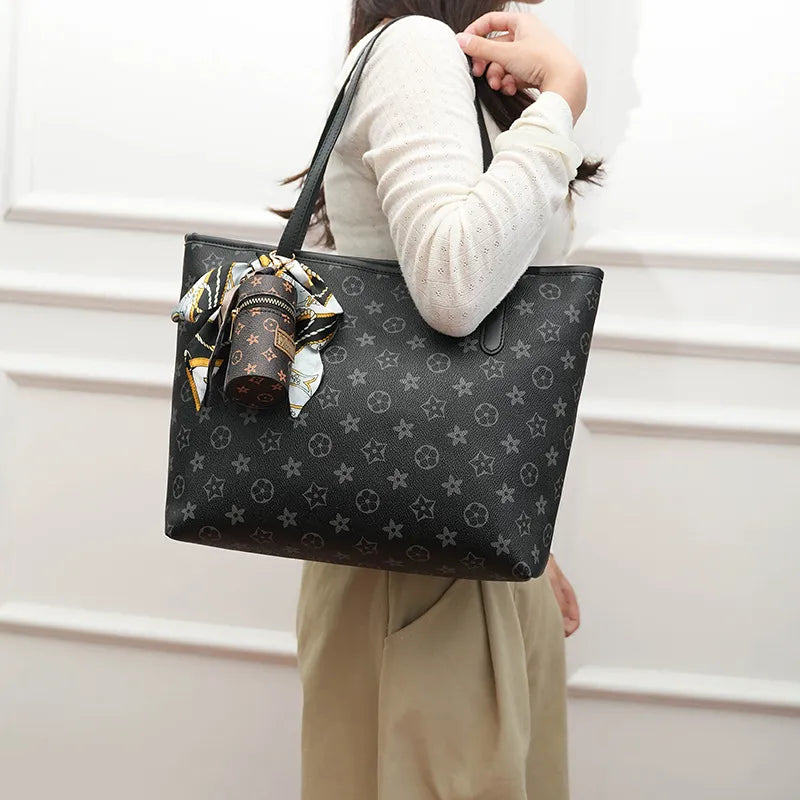 2025 New Fashionable Trendy Handbag Large Capacity Commuter Classic Printed Tote Bag Comes with Bag Hanger For Woman