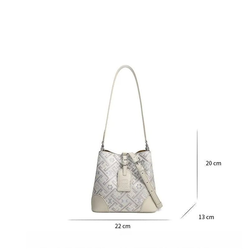 Designer Shoulder Bags free shipping Bucket bag new fashionable and versatile crossbody bag hand-held shoulder bag for women pink white